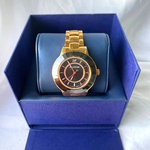 Swarovski Octea Lux WatchMetal bracelet with Box